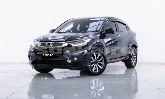 ซื้อ รถมือสอง Honda HR-V สีดำ รถยนต์ ใน %{เมือง} ใน นนทบุรี ซื้อ รถมือสอง Honda HR-V สีดำ รถยนต์ ใน %{เมือง} ใน นนทบุรี