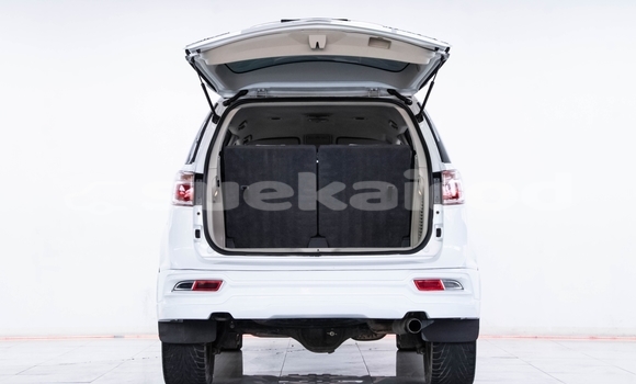 ซื้อ รถมือสอง Chevrolet TrailBlazer ขาว รถยนต์ ใน %{เมือง} ใน นนทบุรี ซื้อ รถมือสอง Chevrolet TrailBlazer ขาว รถยนต์ ใน %{เมือง} ใน นนทบุรี