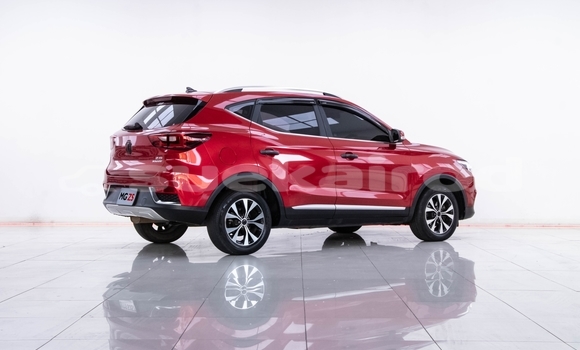 ซื้อ รถมือสอง MG ZS สีแดง รถยนต์ ใน %{เมือง} ใน นนทบุรี ซื้อ รถมือสอง MG ZS สีแดง รถยนต์ ใน %{เมือง} ใน นนทบุรี