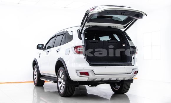 ซื้อ รถมือสอง Ford Everest ขาว รถยนต์ ใน %{เมือง} ใน กรุงเทพมหานคร ซื้อ รถมือสอง Ford Everest ขาว รถยนต์ ใน %{เมือง} ใน กรุงเทพมหานคร