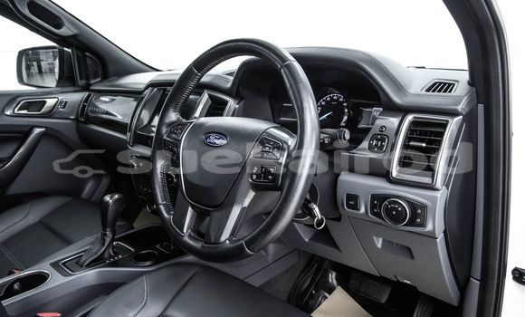 ซื้อ รถมือสอง Ford Everest ขาว รถยนต์ ใน %{เมือง} ใน กรุงเทพมหานคร ซื้อ รถมือสอง Ford Everest ขาว รถยนต์ ใน %{เมือง} ใน กรุงเทพมหานคร