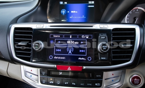 ซื้อ รถมือสอง Honda Accord อื่น ๆ รถยนต์ ใน %{เมือง} ใน นนทบุรี ซื้อ รถมือสอง Honda Accord อื่น ๆ รถยนต์ ใน %{เมือง} ใน นนทบุรี