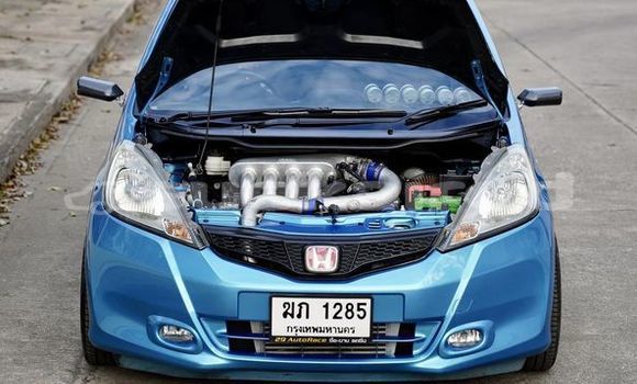 Buy Used Honda Jazz Blue Car in Bangkok in Bangkok Buy Used Honda Jazz Blue Car in Bangkok in Bangkok