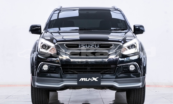 Buy Used Isuzu MU-X Black Car in Nonthaburi in Nonthaburi Buy Used Isuzu MU-X Black Car in Nonthaburi in Nonthaburi