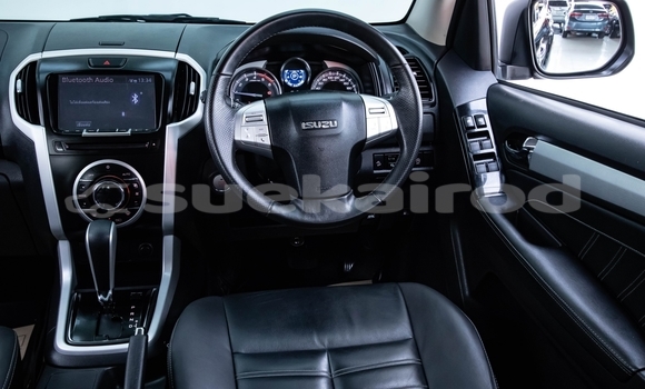 Buy Used Isuzu MU-X Black Car in Nonthaburi in Nonthaburi Buy Used Isuzu MU-X Black Car in Nonthaburi in Nonthaburi