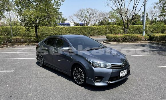 ซื้อ รถมือสอง Toyota Altis สีดำ รถยนต์ ใน %{เมือง} ใน กรุงเทพมหานคร