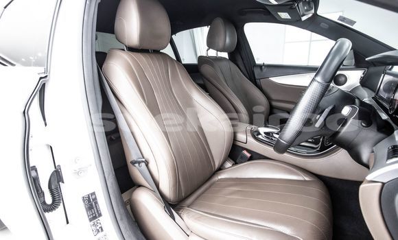 Buy Used Mercedes-Benz E-Classe White Car in Bangkok in Bangkok Buy Used Mercedes-Benz E-Classe White Car in Bangkok in Bangkok