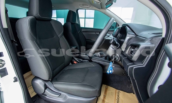 Buy Used Isuzu D-max Cab4 White Car in Bangkok in Bangkok Buy Used Isuzu D-max Cab4 White Car in Bangkok in Bangkok