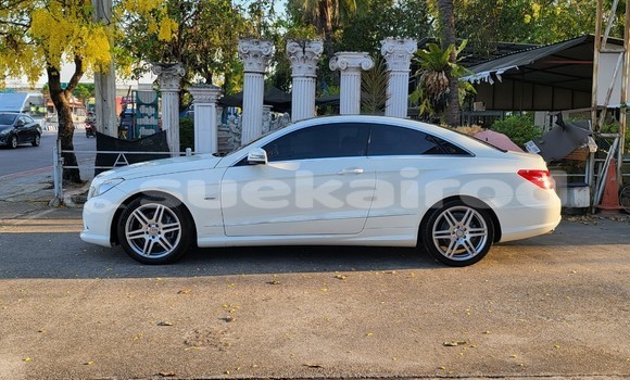 ซื้อ รถมือสอง Mercedes-Benz E200 ขาว รถยนต์ ใน %{เมือง} ใน กรุงเทพมหานคร ซื้อ รถมือสอง Mercedes-Benz E200 ขาว รถยนต์ ใน %{เมือง} ใน กรุงเทพมหานคร