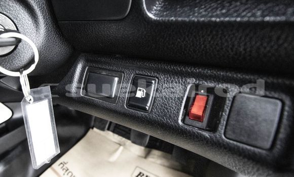 Buy Used Nissan Navara White Car in Bangkok in Bangkok Buy Used Nissan Navara White Car in Bangkok in Bangkok