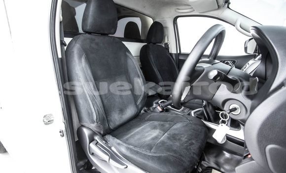 Buy Used Nissan Navara White Car in Bangkok in Bangkok Buy Used Nissan Navara White Car in Bangkok in Bangkok