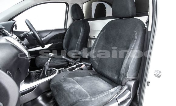 Buy Used Nissan Navara White Car in Bangkok in Bangkok Buy Used Nissan Navara White Car in Bangkok in Bangkok