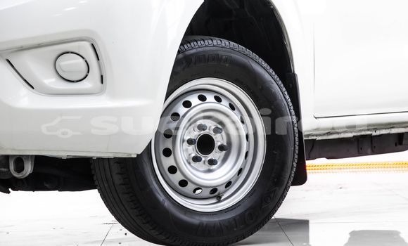 Buy Used Nissan Navara White Car in Bangkok in Bangkok Buy Used Nissan Navara White Car in Bangkok in Bangkok