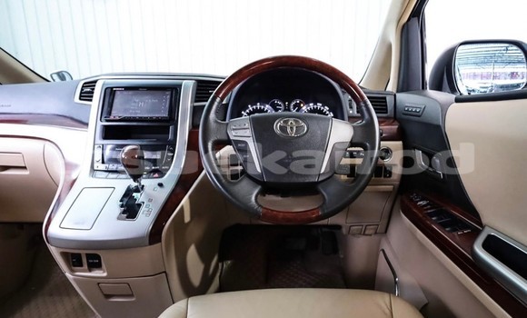 Buy Used Toyota Vellfire White Car in Bangkok in Bangkok Buy Used Toyota Vellfire White Car in Bangkok in Bangkok