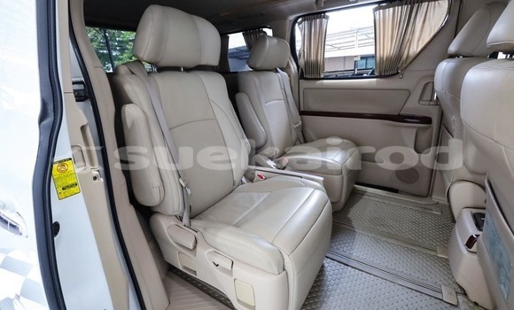 Buy Used Toyota Vellfire White Car in Bangkok in Bangkok Buy Used Toyota Vellfire White Car in Bangkok in Bangkok