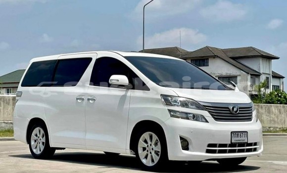 Buy Used Toyota Vellfire White Car in Bangkok in Bangkok Buy Used Toyota Vellfire White Car in Bangkok in Bangkok
