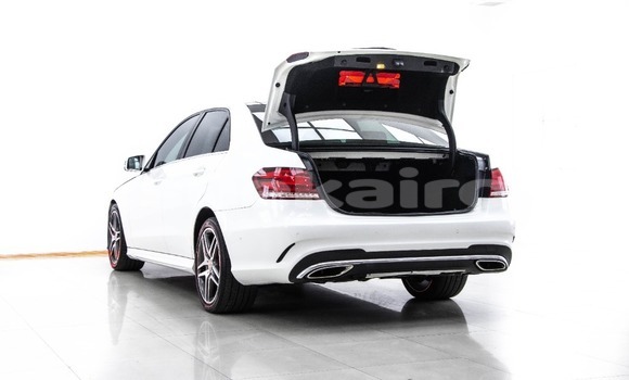 Buy Used Mercedes-Benz E-Classe White Car in Bangkok in Bangkok Buy Used Mercedes-Benz E-Classe White Car in Bangkok in Bangkok