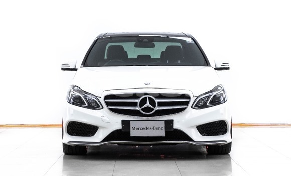 Buy Used Mercedes-Benz E-Classe White Car in Bangkok in Bangkok Buy Used Mercedes-Benz E-Classe White Car in Bangkok in Bangkok