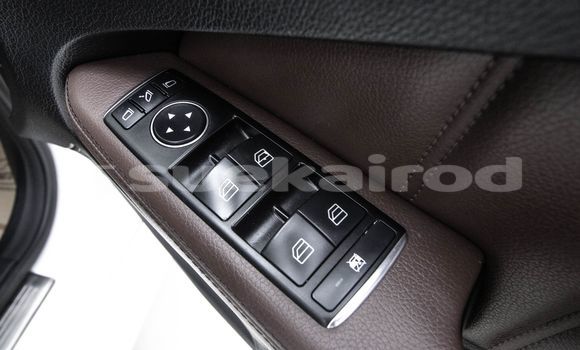 Buy Used Mercedes-Benz E-Classe White Car in Bangkok in Bangkok Buy Used Mercedes-Benz E-Classe White Car in Bangkok in Bangkok