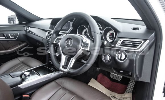 Buy Used Mercedes-Benz E-Classe White Car in Bangkok in Bangkok Buy Used Mercedes-Benz E-Classe White Car in Bangkok in Bangkok