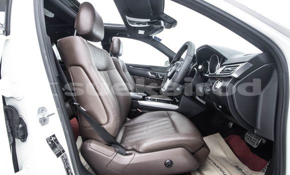 Buy Used Mercedes-Benz E-Classe White Car in Bangkok in Bangkok Buy Used Mercedes-Benz E-Classe White Car in Bangkok in Bangkok