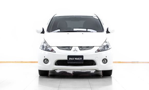 Buy Used Mitsubishi Space Wagon White Car in Bangkok in Bangkok Buy Used Mitsubishi Space Wagon White Car in Bangkok in Bangkok