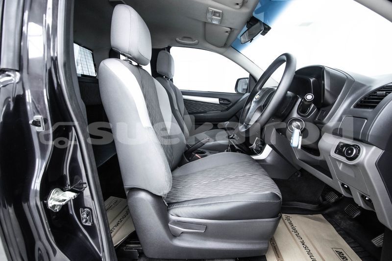 Big with watermark chevrolet colorado bangkok bangkok 58639