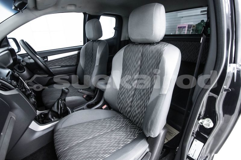 Big with watermark chevrolet colorado bangkok bangkok 58639