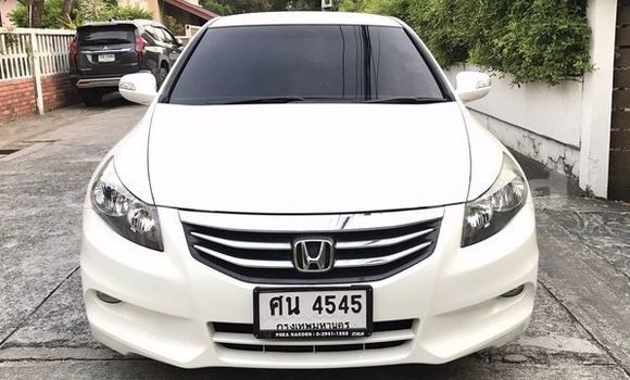 Buy Used Honda Accord White Car in Bangkok in Bangkok