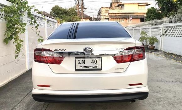 ซื้อ รถมือสอง Toyota Camry ขาว รถยนต์ ใน %{เมือง} ใน กรุงเทพมหานคร ซื้อ รถมือสอง Toyota Camry ขาว รถยนต์ ใน %{เมือง} ใน กรุงเทพมหานคร