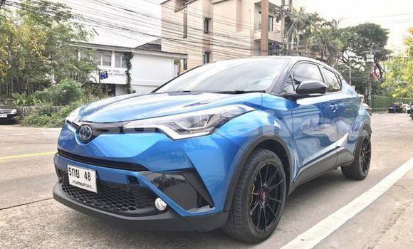 ซื้อ รถมือสอง Toyota C-HR สีน้ำเงิน รถยนต์ ใน %{เมือง} ใน กรุงเทพมหานคร ซื้อ รถมือสอง Toyota C-HR สีน้ำเงิน รถยนต์ ใน %{เมือง} ใน กรุงเทพมหานคร