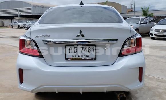 ซื้อ รถมือสอง Mitsubishi Attrage ขาว รถยนต์ ใน %{เมือง} ใน อุดรธานี ซื้อ รถมือสอง Mitsubishi Attrage ขาว รถยนต์ ใน %{เมือง} ใน อุดรธานี