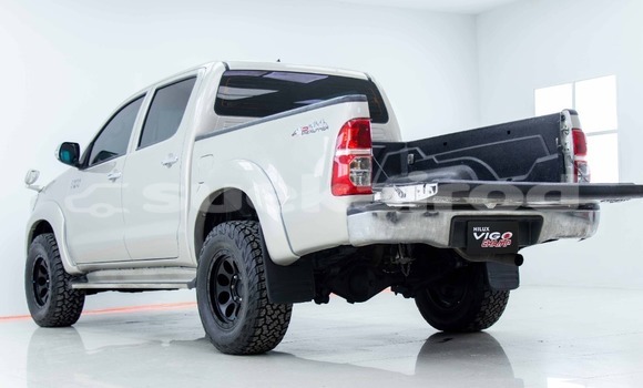 Buy Used Toyota Hiluxe VIGO Other Car in Bangkok in Bangkok Buy Used Toyota Hiluxe VIGO Other Car in Bangkok in Bangkok