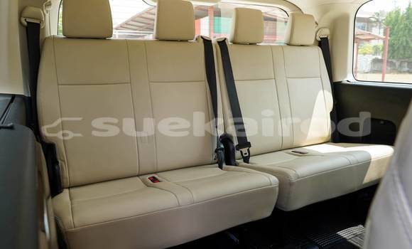 ซื้อ รถมือสอง Toyota Matrix สีดำ รถยนต์ ใน %{เมือง} ใน กรุงเทพมหานคร ซื้อ รถมือสอง Toyota Matrix สีดำ รถยนต์ ใน %{เมือง} ใน กรุงเทพมหานคร