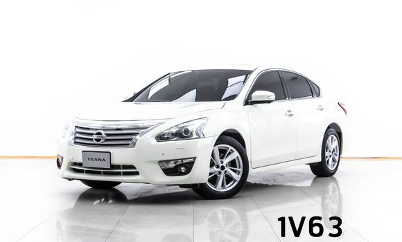 Buy Used Nissan Teana White Car in Bangkok in Bangkok Buy Used Nissan Teana White Car in Bangkok in Bangkok