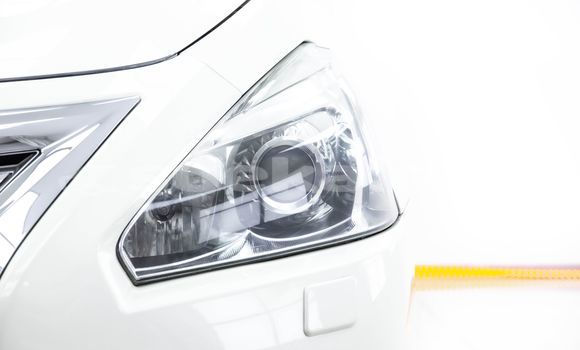 Buy Used Nissan Teana White Car in Bangkok in Bangkok Buy Used Nissan Teana White Car in Bangkok in Bangkok