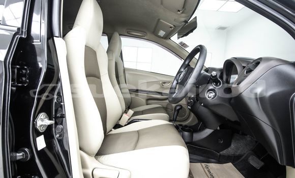 ซื้อ รถมือสอง Honda Brio สีดำ รถยนต์ ใน %{เมือง} ใน กรุงเทพมหานคร ซื้อ รถมือสอง Honda Brio สีดำ รถยนต์ ใน %{เมือง} ใน กรุงเทพมหานคร