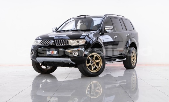 Buy Used Mitsubishi Pajero Sport Black Car in Bangkok in Bangkok