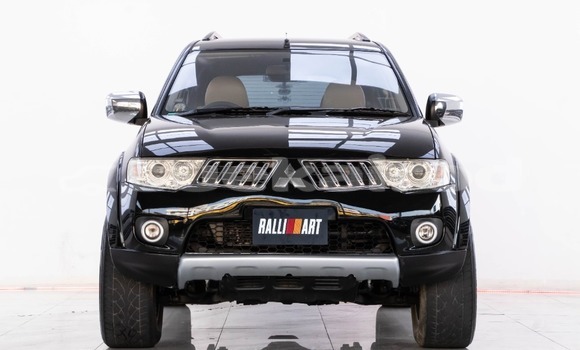 ซื้อ รถมือสอง Mitsubishi Pajero Sport สีดำ รถยนต์ ใน %{เมือง} ใน กรุงเทพมหานคร ซื้อ รถมือสอง Mitsubishi Pajero Sport สีดำ รถยนต์ ใน %{เมือง} ใน กรุงเทพมหานคร