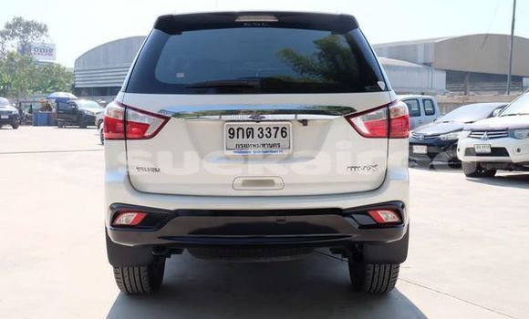 ซื้อ รถมือสอง Isuzu MU-X ขาว รถยนต์ ใน %{เมือง} ใน อุดรธานี ซื้อ รถมือสอง Isuzu MU-X ขาว รถยนต์ ใน %{เมือง} ใน อุดรธานี