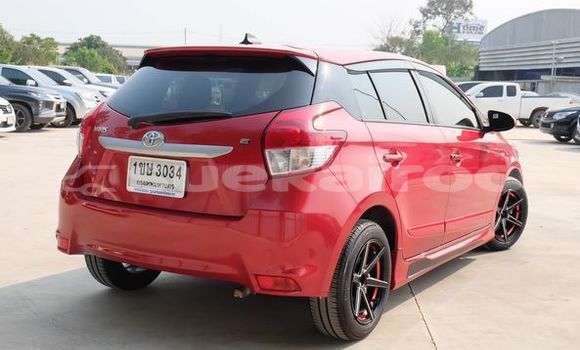 ซื้อ รถมือสอง Toyota Yaris สีแดง รถยนต์ ใน %{เมือง} ใน อุดรธานี ซื้อ รถมือสอง Toyota Yaris สีแดง รถยนต์ ใน %{เมือง} ใน อุดรธานี