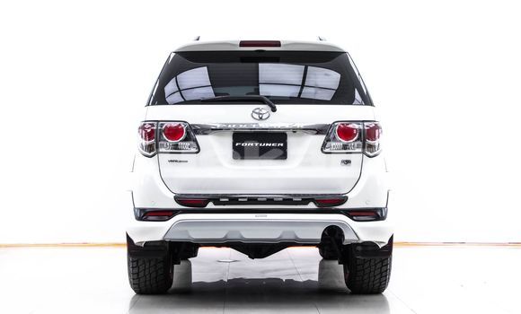 ซื้อ รถมือสอง Toyota Fortuner ขาว รถยนต์ ใน %{เมือง} ใน กรุงเทพมหานคร ซื้อ รถมือสอง Toyota Fortuner ขาว รถยนต์ ใน %{เมือง} ใน กรุงเทพมหานคร