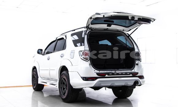 ซื้อ รถมือสอง Toyota Fortuner ขาว รถยนต์ ใน %{เมือง} ใน กรุงเทพมหานคร ซื้อ รถมือสอง Toyota Fortuner ขาว รถยนต์ ใน %{เมือง} ใน กรุงเทพมหานคร