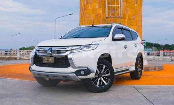 Buy Used Mitsubishi Pajero Sport White Car in Bangkok in Bangkok