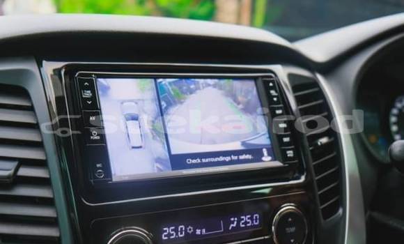 Buy Used Mitsubishi Pajero Sport White Car in Bangkok in Bangkok Buy Used Mitsubishi Pajero Sport White Car in Bangkok in Bangkok