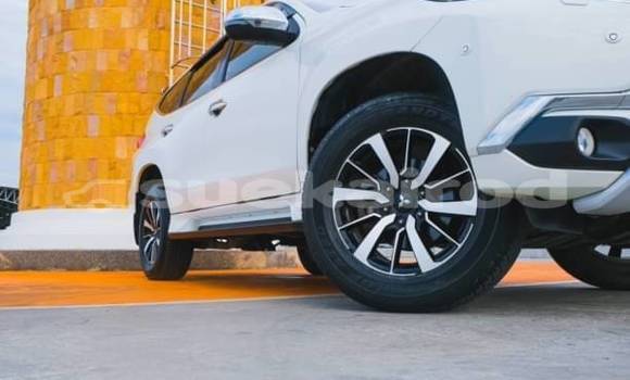 Buy Used Mitsubishi Pajero Sport White Car in Bangkok in Bangkok Buy Used Mitsubishi Pajero Sport White Car in Bangkok in Bangkok