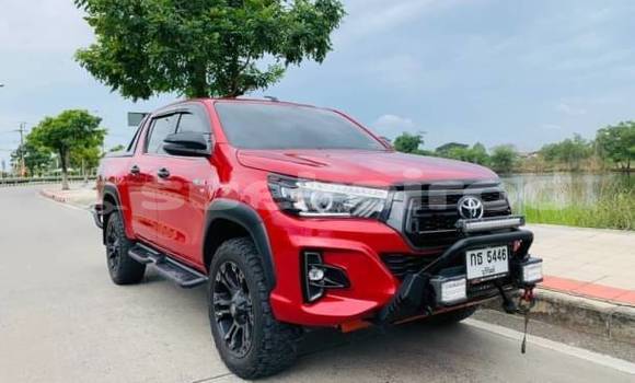 Buy Used Toyota Hiluxe Revo Red Car in Bangkok in Bangkok Buy Used Toyota Hiluxe Revo Red Car in Bangkok in Bangkok