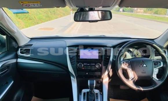 Buy Used Mitsubishi Pajero Sport White Car in Bangkok in Bangkok Buy Used Mitsubishi Pajero Sport White Car in Bangkok in Bangkok