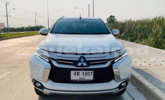 Buy Used Mitsubishi Pajero Sport White Car in Bangkok in Bangkok Buy Used Mitsubishi Pajero Sport White Car in Bangkok in Bangkok