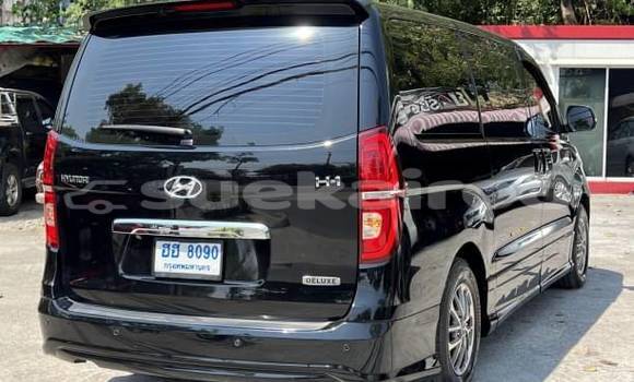 Buy Used Hyundai H1 Black Car in Bangkok in Bangkok Buy Used Hyundai H1 Black Car in Bangkok in Bangkok
